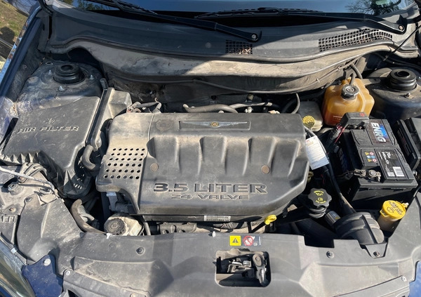 Chrysler Pacifica cena 16000 przebieg: 160000, rok produkcji 2006 z Oborniki Śląskie małe 67